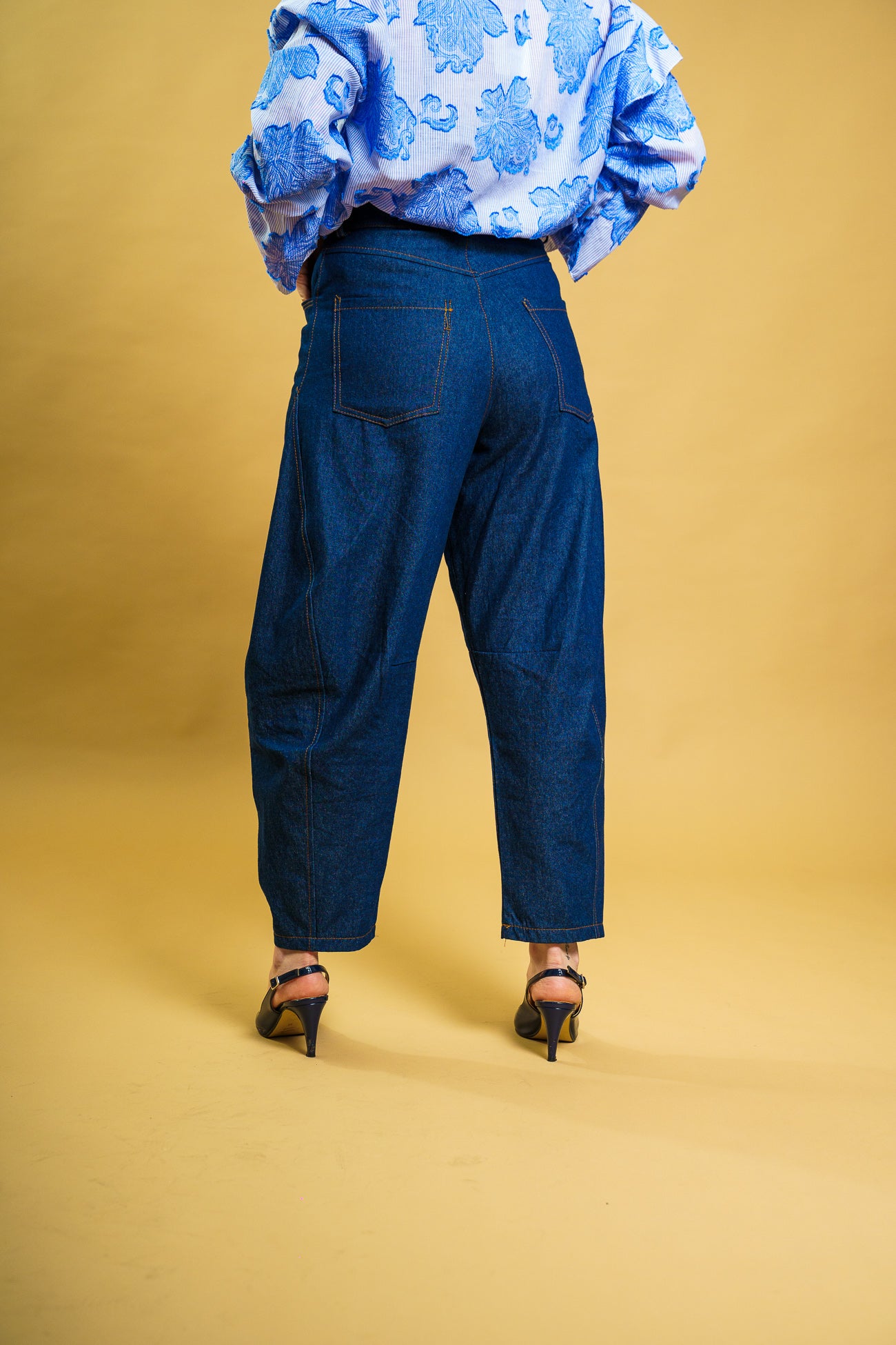 Jeans barrel