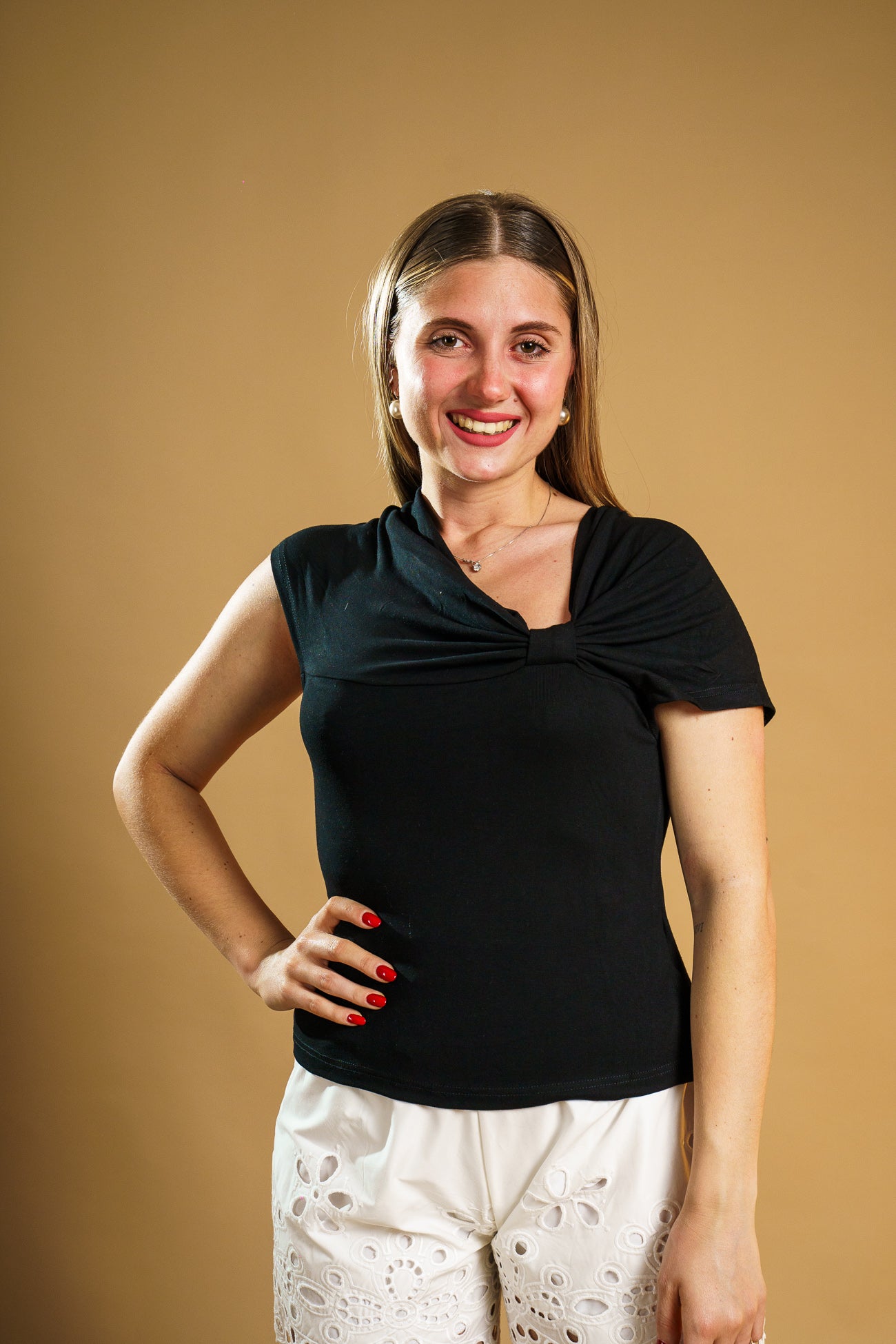 T-shirt scollata